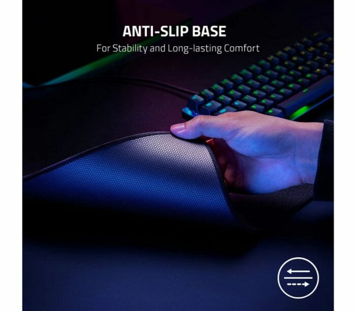 Razer Strider Hybrid Mouse Mat a Soft Base & Smooth Glide Anti-Fraying Stitched Edges - Large