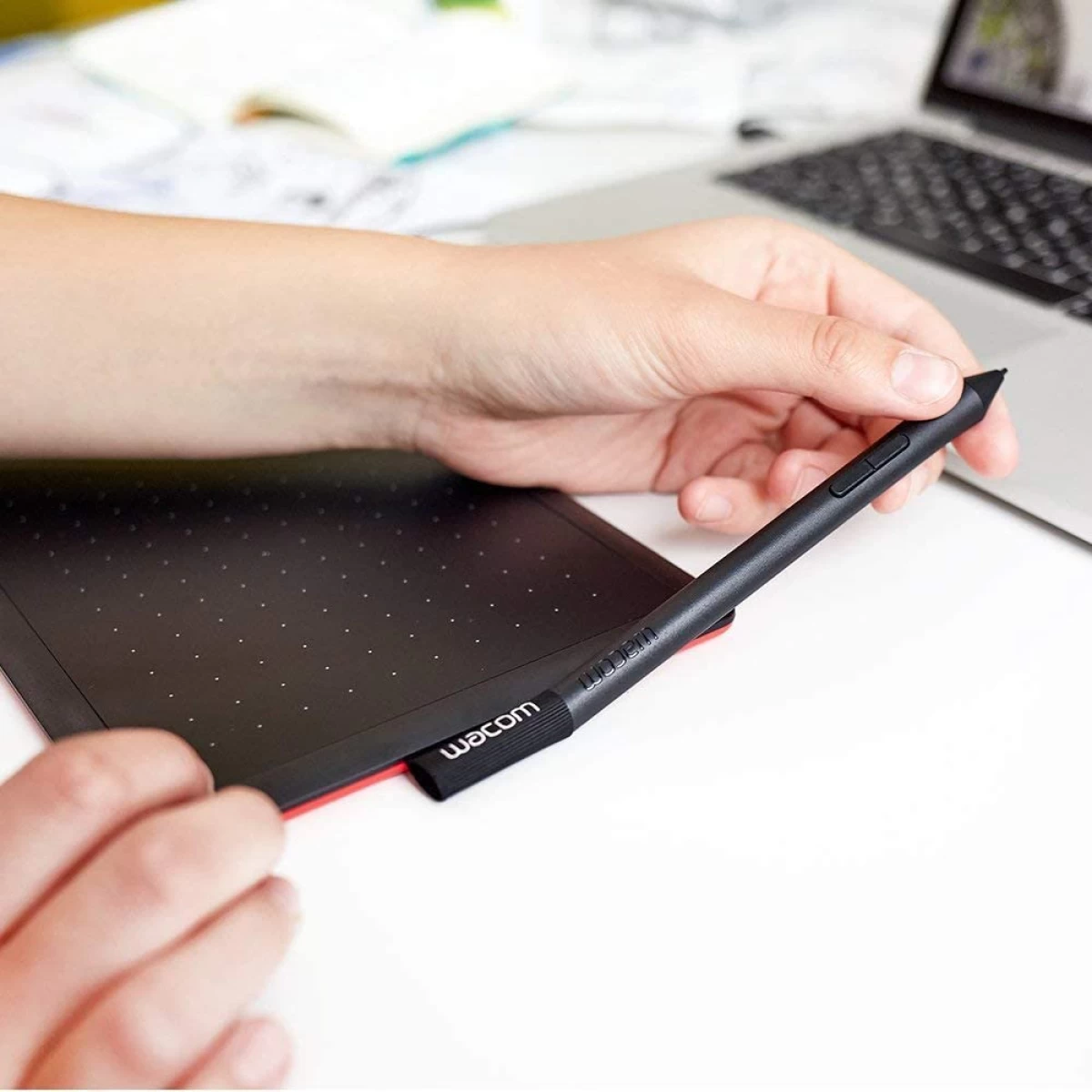 Wacom One by Wacom CTL-672-N Ideal for Work from Home & Remote Learning - Works With Chromebook (Medium) - Black