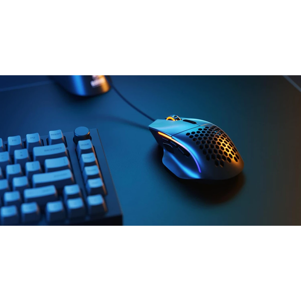 GloriousModel I Wired 69G Superlight 2 Swappable Buttons RGB PTFE Feet 9 Programmable Buttons Side Thumb Rest - Matte Black